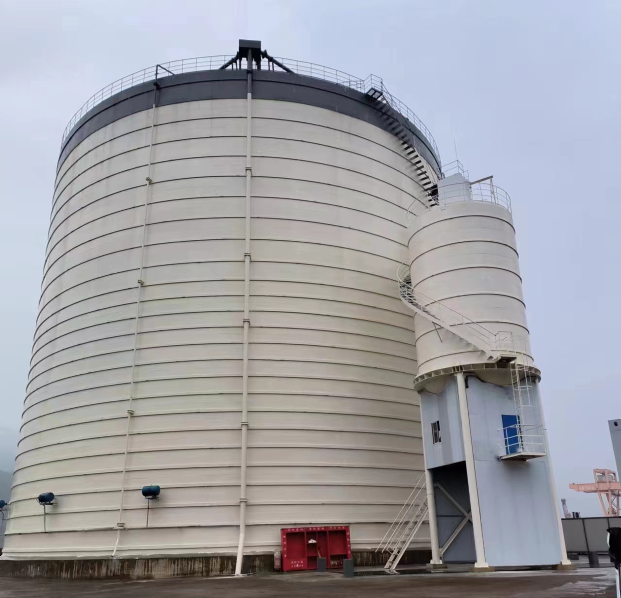 石龙10万吨水泥钢板库